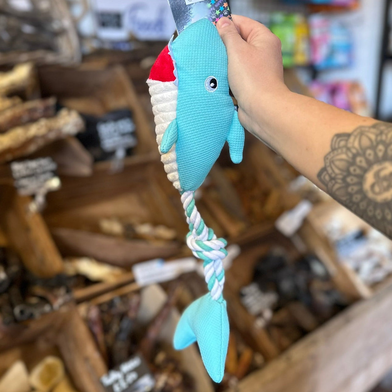 Hem & Boo Shark Rope Toy